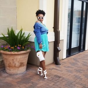 Cropped denim jacket